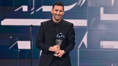 LUAR BIASA, Lionel Messi Pemain Terbaik FIFA 2022
