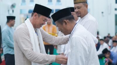 Safari Ramadhan Bupati Rohil, Bantu 8 Rumah Ibadah dan 25 Grup Rebana di Kubu dan Kuba