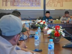 Wabup Siak Pimpin Rapat Pendirian Posko Penanggulangan Satwa Liar
