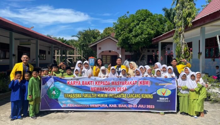 Cerdaskan Anak Bangsa, Kelompok 6 KBM Fakultas Hukum Universitas Lancang Kuning Adakan Lomba Rangking 1 Di SDN 06 Paluh