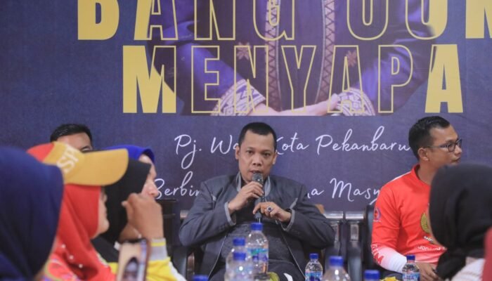 Bang Uun Menyapa Di Senapelan, PJ Wali Kota Sampaikan Program Unggulan Kepada Masyarakat