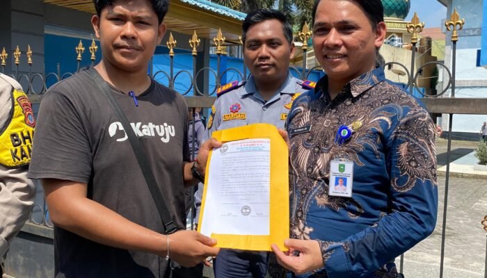 FAM-Riau Geruduk Kantor Dishub Provinsi Riau, Meminta Untuk Terapkan UU No 22 Tahun 2009