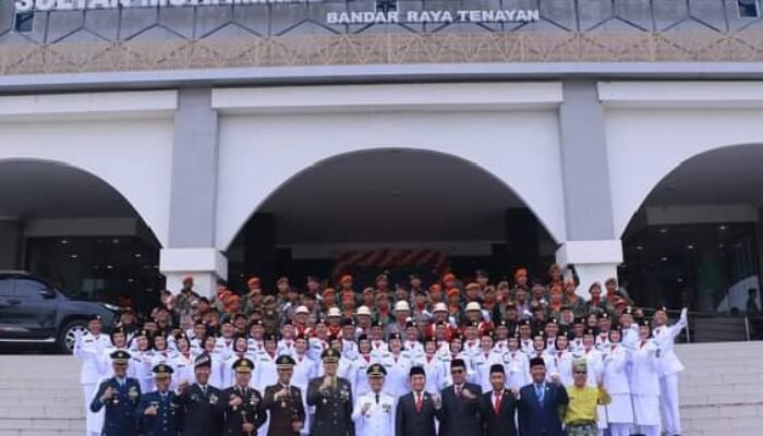 Pekanbaru Siap Pertahankan Penghargaan Kemendagri Lewat Gerakan Pembagian 10 Juta Bendera Merah Putih