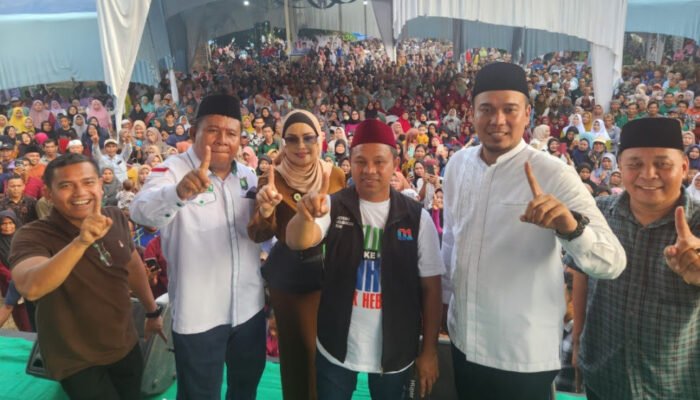 Abdul Wahid Tiba di Desa Koto Medan, Janji Utamakan Perbaikan Jalan Rusak di Inhu