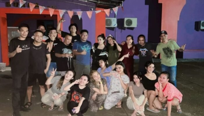 Sahabat Buana Cafe Mengucapkan Happy Merry Christmas and Happy New Year!