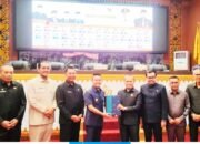 DPRD Pekanbaru Sahkan APBD 2025 dan APBD Perubahan 2024 Dalam Rapat Paripurna