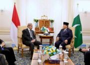 Presiden Prabowo Subianto Bahas Penguatan Kerja Sama Ekonomi dengan PM Pakistan di Kairo