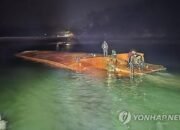 Feri Terbalik di Perairan Seosan: Dua Selamat, Lima Masih Hilang