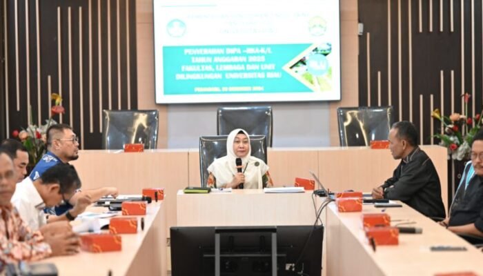 Rektor UNRI : Komitmen Bersama Kunci Optimalisasi Pengelolaan Anggaran 2025