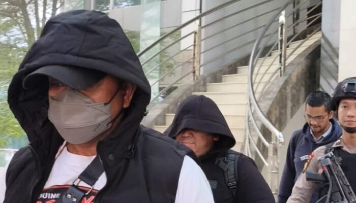 KPK Geruduk Kantor PUPR Riau, Ada Apa?