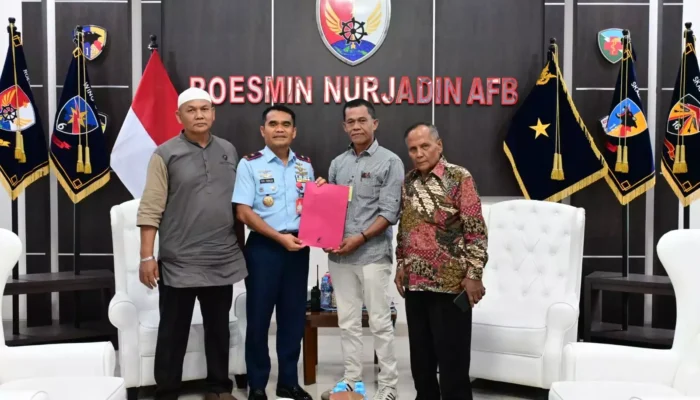 Danlanud Roesmin Nurjadin Terima Silaturahmi DPC PKDP Siak Hulu, Pererat Sinergi TNI AU dan Masyarakat