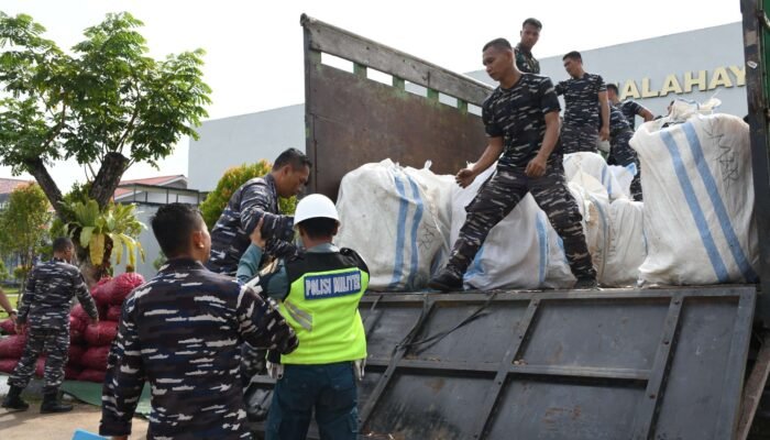 Sinergi TNI AL dan Bea Cukai Amankan Barang Selundupan Senilai Rp555 Juta