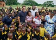 Roger Federer Dedikasikan Hidup untuk Pendidikan Anak di Afrika Selatan
