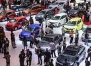 Trump Umumkan Tarif Otomotif 25 Persen, Industri dan Konsumen Resah