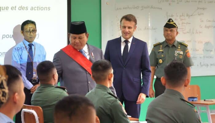 Presiden Prabowo dan Emmanuel Macron Tinjau Laboratorium Bahasa Prancis di Akmil Magelang: Simbol Penguatan Kerja Sama Strategis