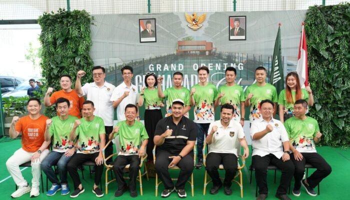 Graha Padel Club Surabaya: Fasilitas Olahraga Modern Berstandar Internasional Resmi Dibuka