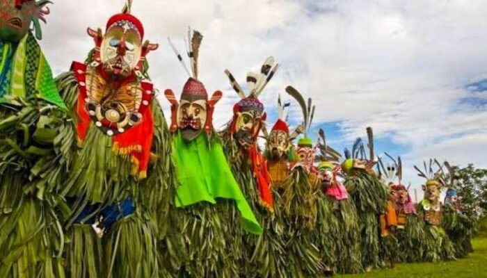 Menguak 11 Roh Leluhur dalam Ritual Sakral Tari Hudoq Suku Dayak Bahau