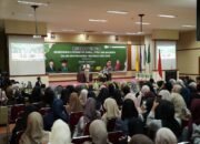 Kuliah Umum Rocky Gerung di Universitas Islam Riau: Ngomongin Moral, Etika, dan Indonesia Emas 2045