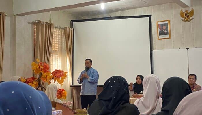 Intan Pariwara Bekerjasama Dengan Disdik Pekanbaru Gelar Workshop Transformasi Pembelajaran Digital Berbasis Koding dan AI