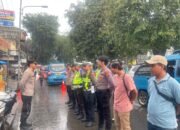 Walaupun di Guyur Hujan,Kapolsek Rangkasbitung Polres Lebak Tetap Melaksanakan Apel Pengamanan Tahun Baru Imlek 2577 di Vihara Ananda Avalokitesvara