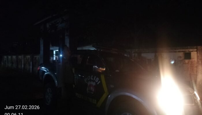 Patroli Polsek Leuwidamar di Jam Rawan antisipasi Balap Liar dan Perang Sarung di Kec. Leuwidamar.