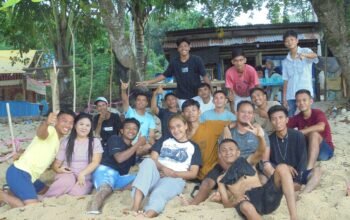 Libur lebaran 2026 Ribuan wisatawan Padati Pantai Pasir Putih dan Pulau Tiga Bolmong