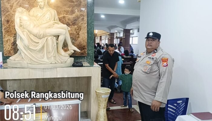 Berikan Rasa Aman di Bulan Ramadhan,Personel Polsek Rangkasbitung Polres Lebak Patroli Ke Gereja Santa Maria Tak Bernoda