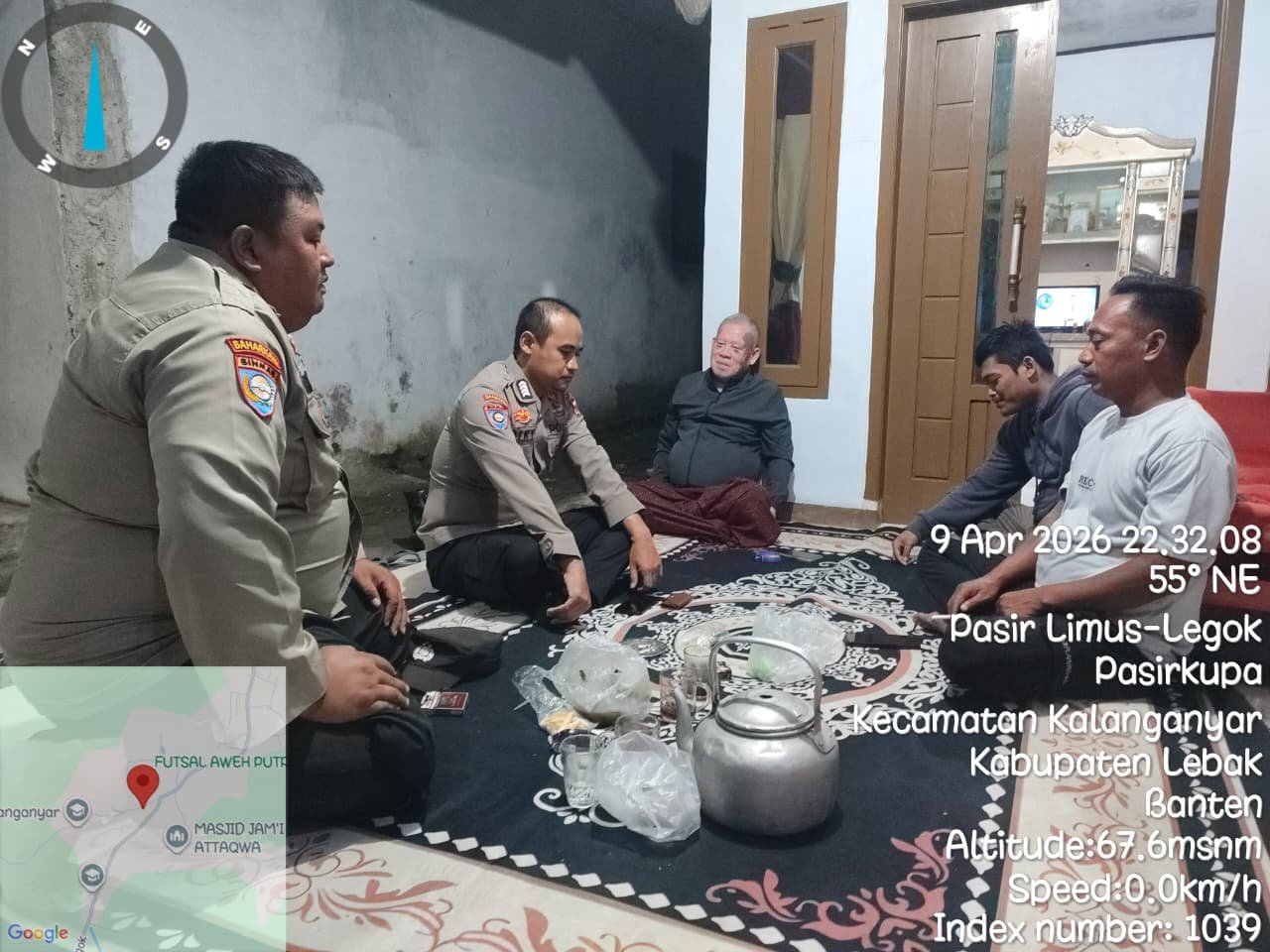 Anggota Polsek Rangkasbitung Polres Lebak Giat Patroli Dialogis Ke Pemukiman Warga