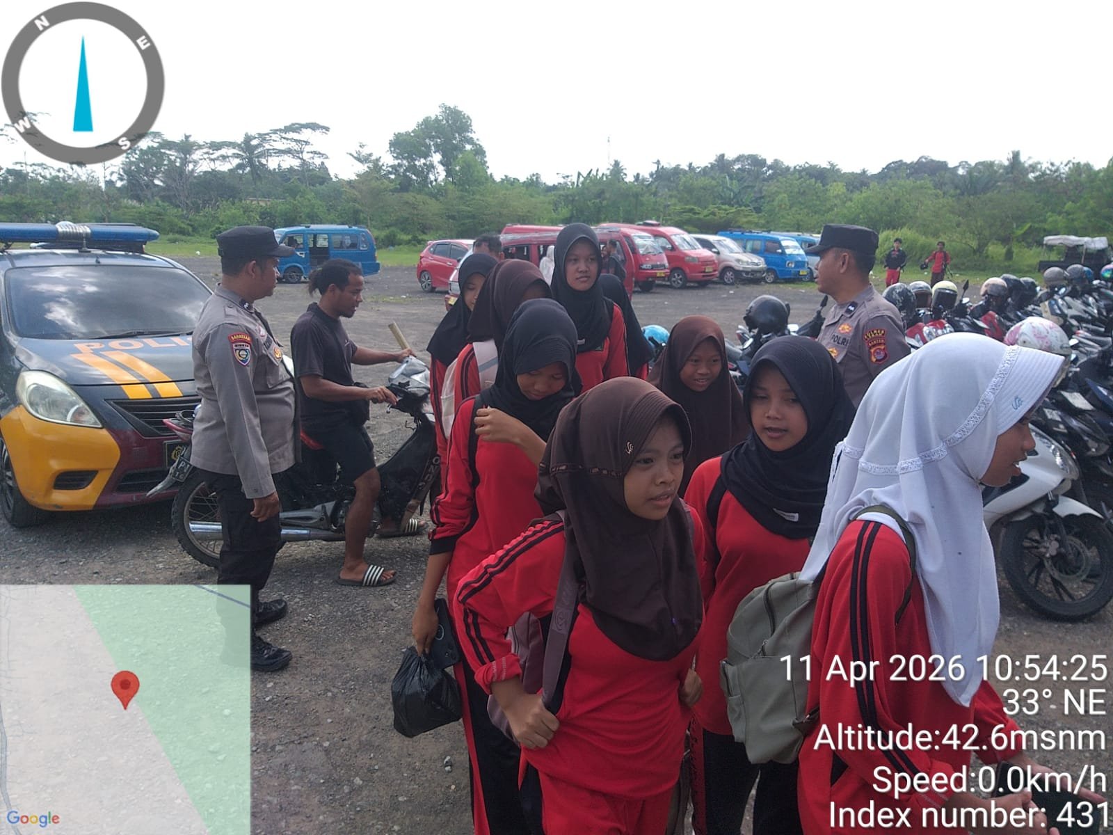 Antisipasi Gangguan Kamtibmas,Polsek Rangkasbitung Patroli Dialogos Ke Parkiran Kolam Renang BIM