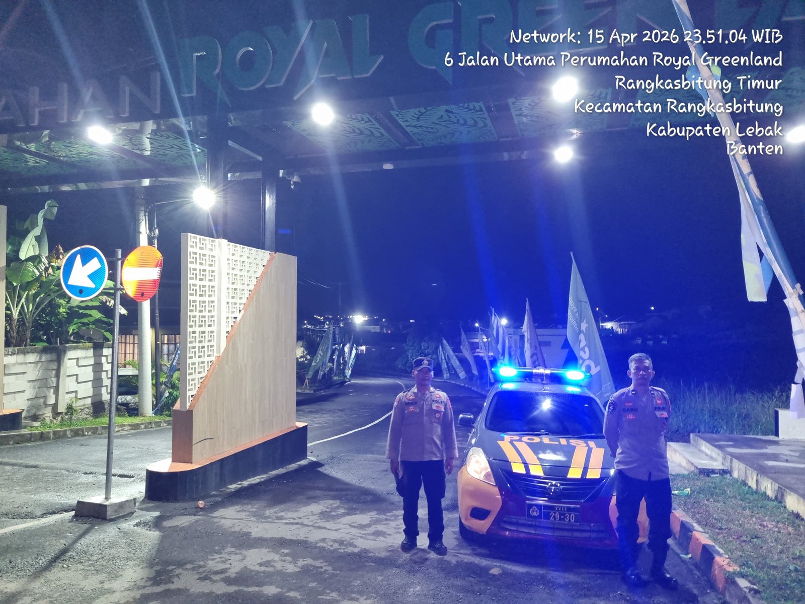 Anggota Polsek Rangkasbitung Polres Lebak Patroli Dialogis Ke Perumahan Taman Royal Green Land