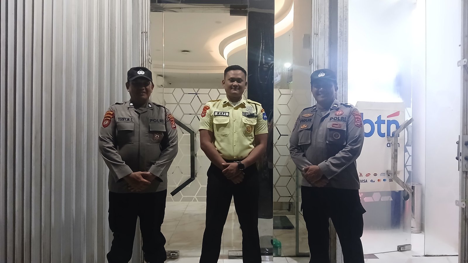 Kanit Samapta Polsek Rangkasbitung Polres Lebak Patroli Obvit Ke Bank BTN Cabang Rangkasbitung