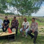 Bhabinkamtibmas Polsek Rangkasbitung Polres Lebak dan Babinsa Hampiri Warga Desa Pasir Tanjung di Waduk Karian