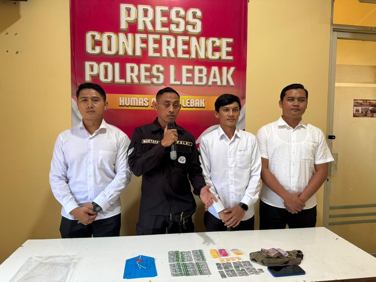 Edarkan Tramadol dan Hexymer Tanpa Izin Edar, Sat Resnarkoba Polres Lebak berhasil Amankan Dua Pelaku