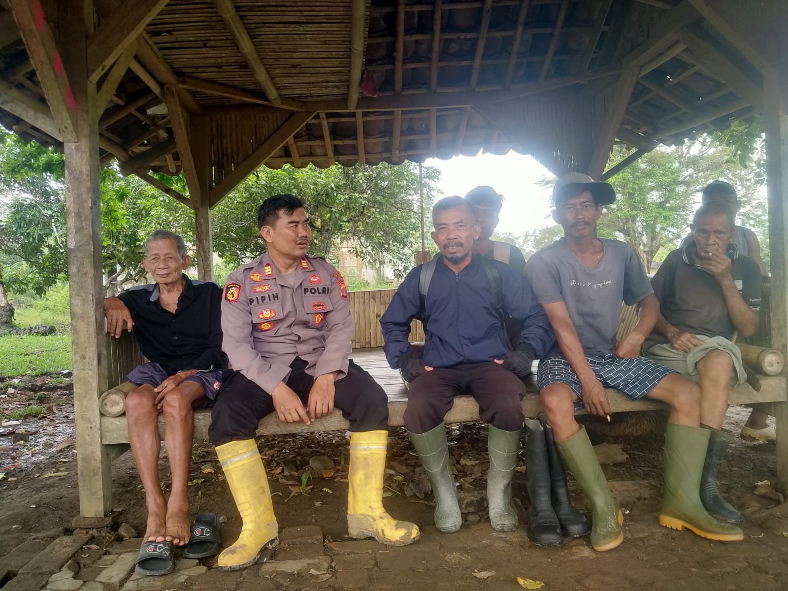 Giat Sambang Kapolsek Cimarga Polres Lebak Ke Desa Jayamanik