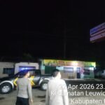 Anggota Polsek Leuwidamar Polres Lebak, Patroli Malam Hari Guna Mencegah Gangguan Kamtibmas.