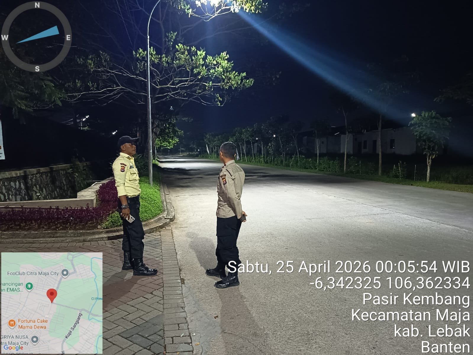 Anggota Polsek Maja Polres Lebak Laksanakan Patroli Malam Hari Antisipasi Gangguan Kamtibmas