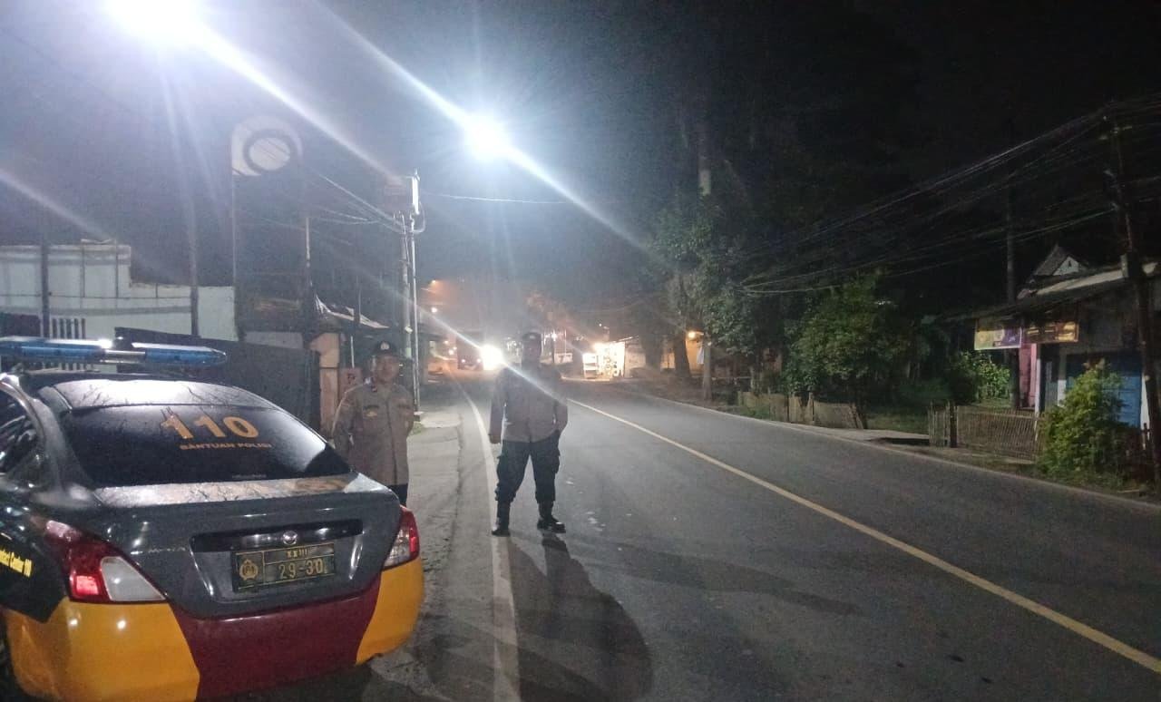 Anggota Polsek Rangkasbitung Polres Lebak Patroli Dialogis Cegah C3 dan Balapan Liar
