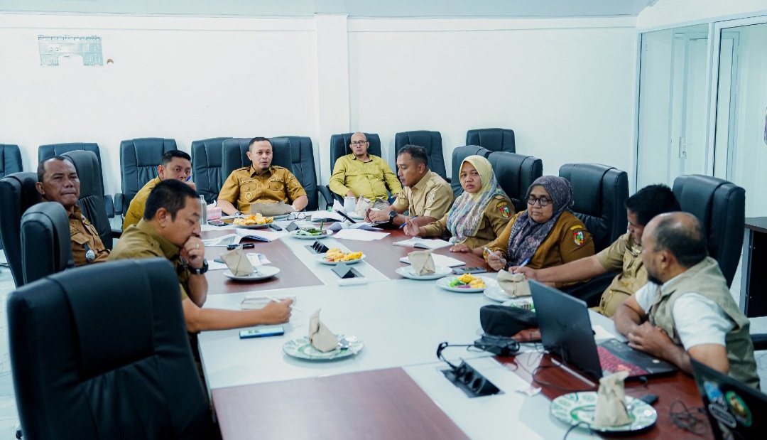 Wako Pekanbaru Kumpulkan Kepala OPD, Bahas Perbaikan Jalan dan Penanganan Banjir