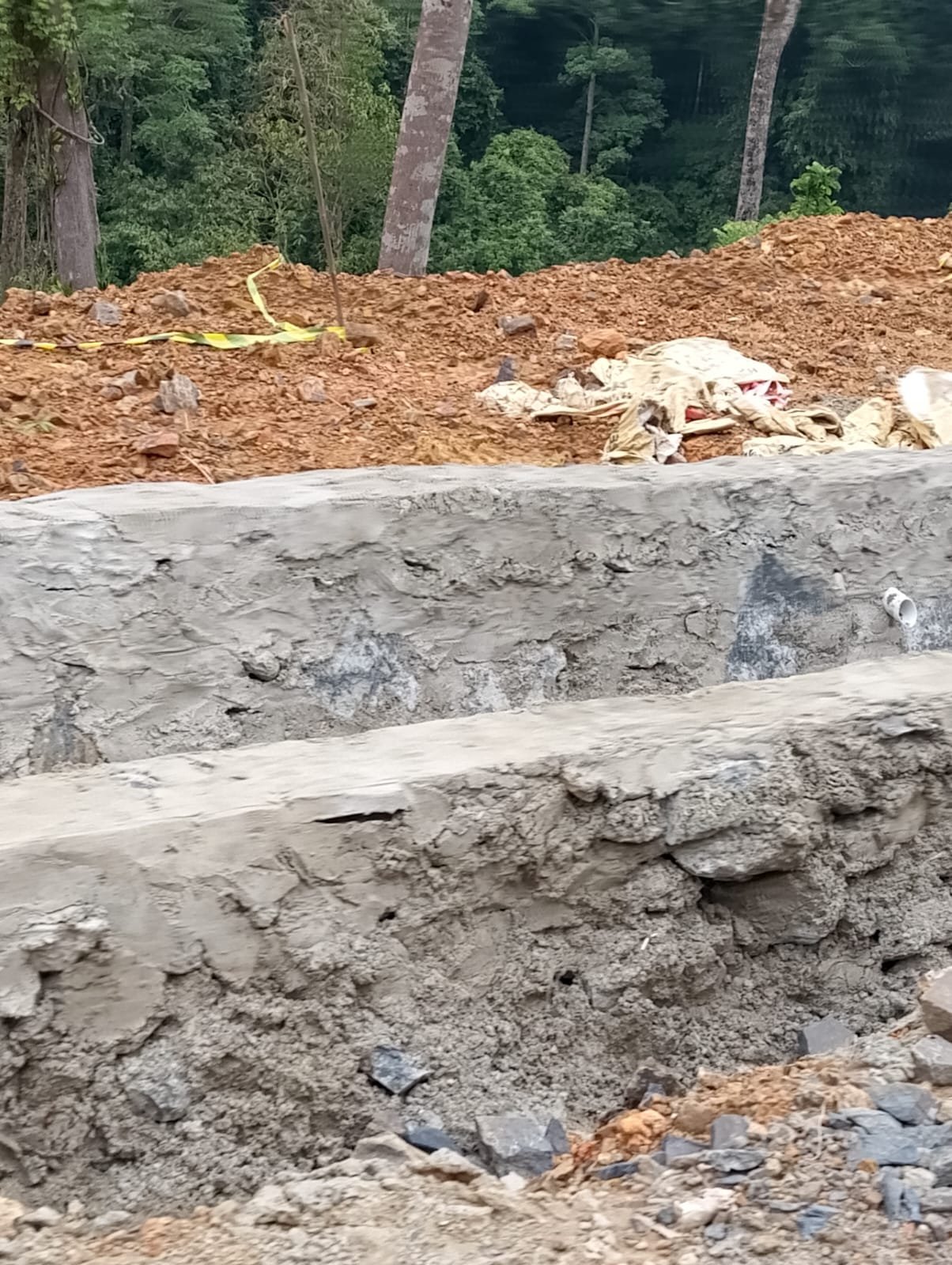 Drainase Semeter dari Jurang di Jalur Malinau–Krayan Disorot, Warga Nilai Proyek PUPR Asal-asalan