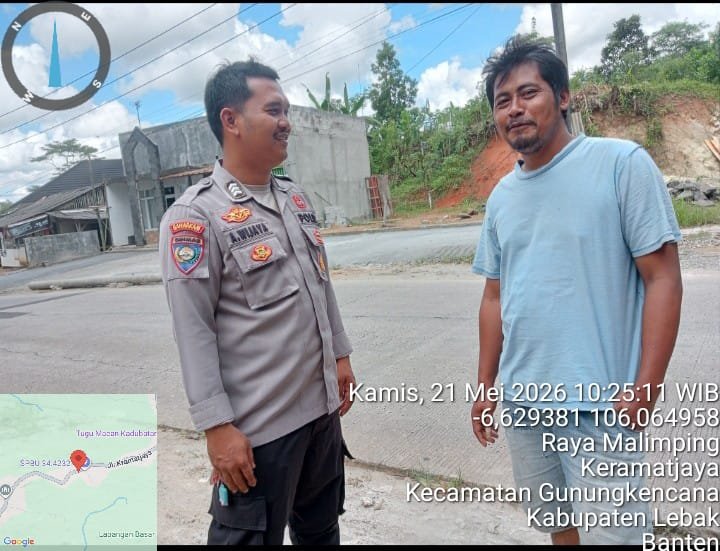 *BHABINKAMTIBMAS POLSEK GUNUNGKENCANA SAMBANG WARGA DESA KRAMAT JAYA SAMPAIKAN PESAN KAMTIBMAS*  LEBAK – Bhabinkamtibmas Polsek Gunungkencana Polres Lebak melaksanakan kegiatan sambang ke warga Desa Kramatjaya Kecamatan Gunungkencana, Kabupaten Lebak, pada Kamis(21/05/2026).  Kegiatan ini dilakukan sebagai upaya mempererat silaturahmi dengan masyarakat serta memberikan himbauan agar warga selalu menjaga keamanan dan ketertiban di lingkungan masing-masing. Bhabinkamtibmas menghimbau agar warga waspada terhadap tindak kriminalitas, peredaran narkoba, dan potensi gangguan keamanan lainnya, serta melaporkan setiap kejadian mencurigakan ke Polsek Gunungkencana.  Dalam kesempatan tersebut, warga menyambut baik kehadiran Bhabinkamtibmas dan berkomitmen untuk bekerja sama menjaga situasi desa tetap aman dan kondusif.  Kapolres Lebak Polda Banten AKBP Herfio Zaki, S.I.K., M.H., melalui Kapolsek Gunungkencana AKP Supar, S.H., menekankan bahwa kehadiran Bhabinkamtibmas di tengah masyarakat merupakan bentuk nyata kepolisian untuk membangun sinergi dan menciptakan rasa aman bagi warga.  “Kami ingin masyarakat merasa terlindungi dan mampu berperan aktif dalam menjaga keamanan lingkungan masing-masing,” tutup Kapolsek Gunungkencana AKP Supar S.H.