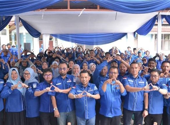 Kurban Keliling Demokrat Pekanbaru: Salurkan 85 Sapi dan 4 Kambing untuk Warga di 83 Kelurahan