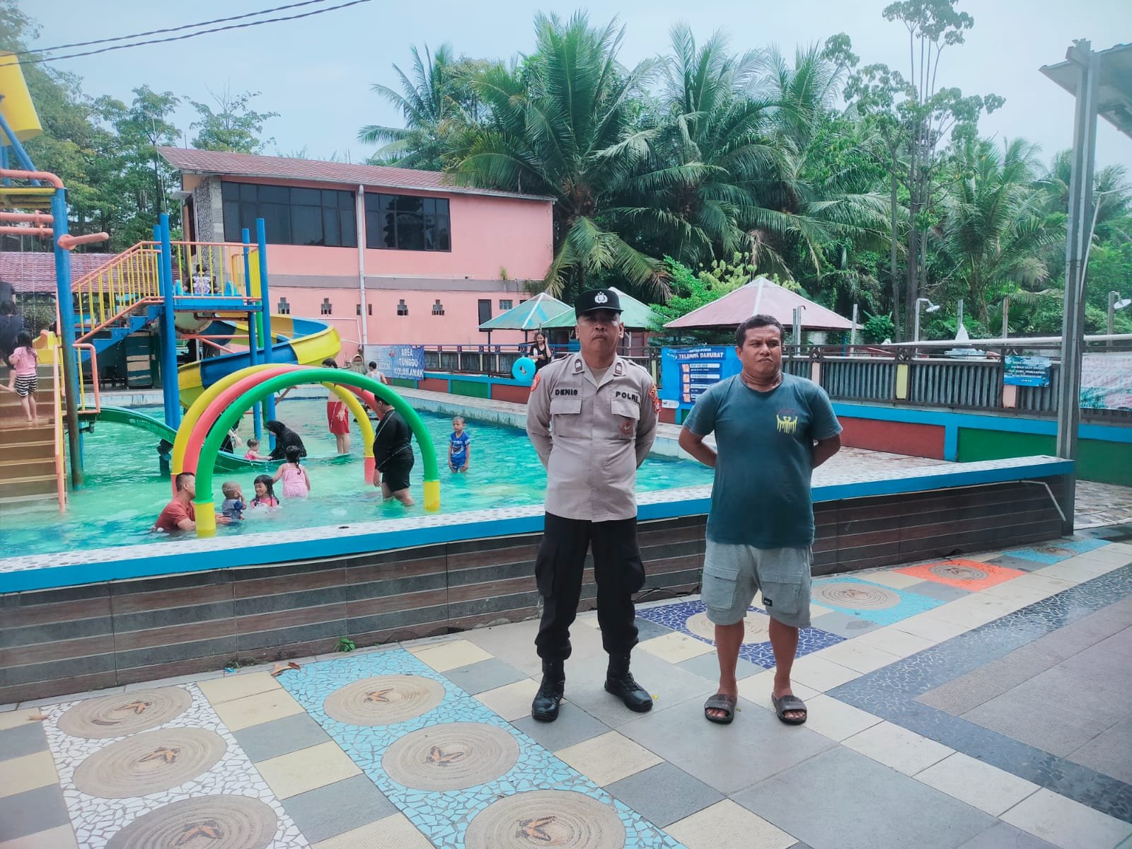 Antisipasi Gangguan Kamtibmas,KSPKT I Polsek Rangkasbitung Polres Lebak Patroli dan Monitorimg Tempat Wisata Kolam Renang
