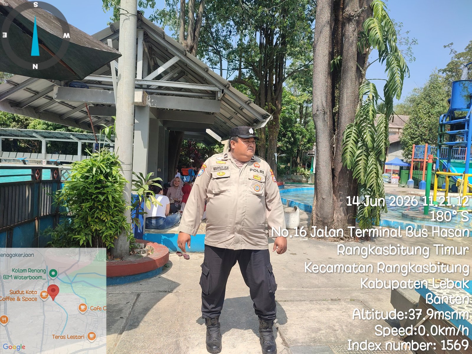 Antisipasi Gangguan Kamtibmas,Anggota Polsek Rangkasbitung Polres Lebak Patroli Ke Tempat Wisata Kolam Renang Bim