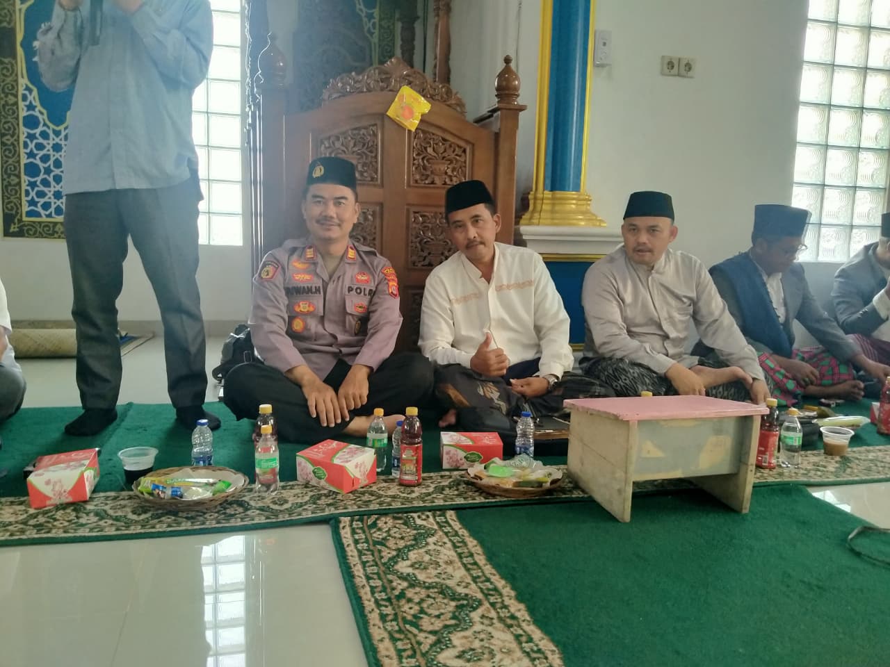 Kapolsek Cimarga Polres Lebak Hadiri Pengajian Ulama Umaro Di Desa Sarageni