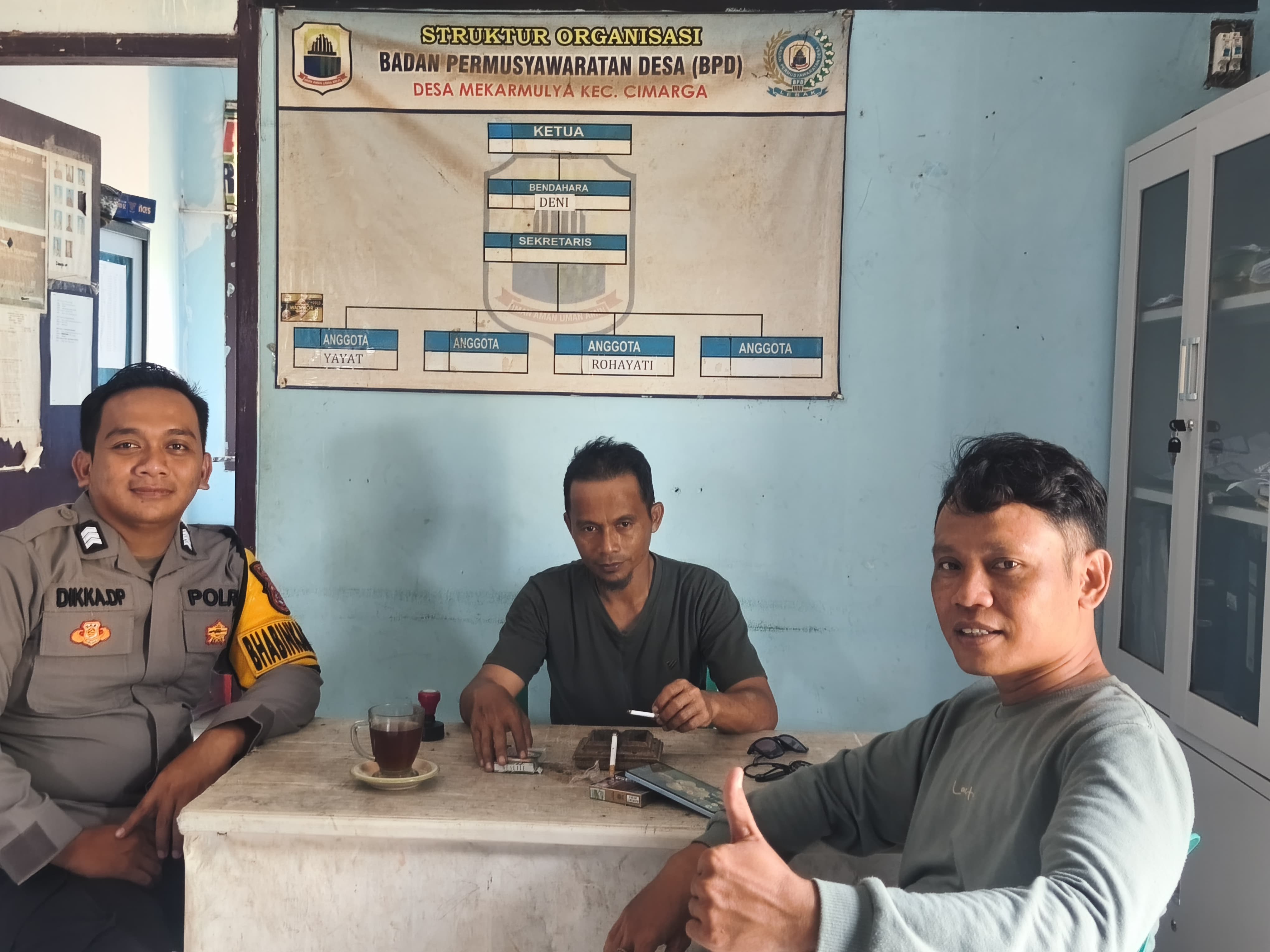 Bhabinkamtibmas Polsek Cimarga Polres Lebak sambangi Warga Desa Mekarmulya