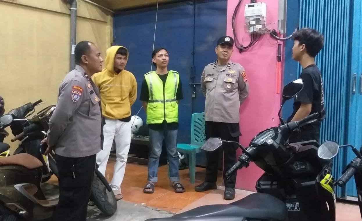 Anggota Polsek Rangkasbitung Polres Lebak Giat Patroli Dialogos dan Sambangi Warga Masyarakat