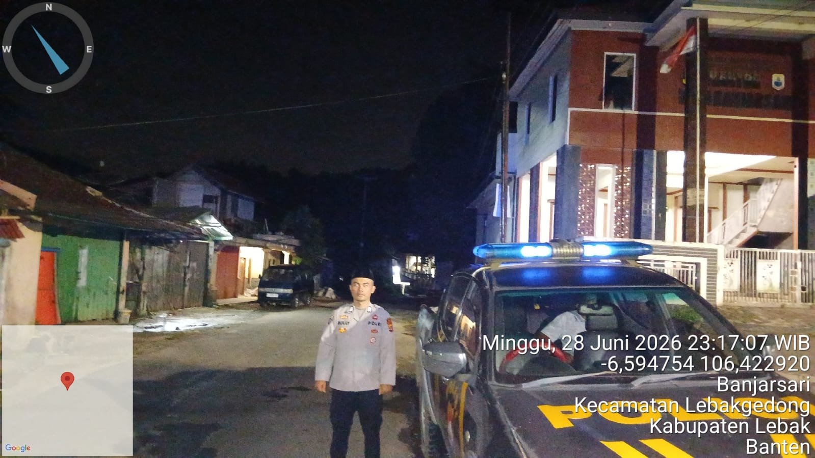 Anggota Polsek Lebakgedong Polres Lebak, Patroli Malam Hari Guna Mencegah Gangguan Kamtibmas.