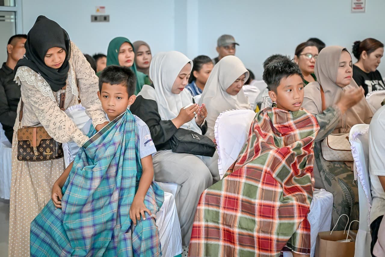 Semarak HUT ke-242 Pekanbaru, Pemko dan RS Syafira Khitan Gratis 100 Anak