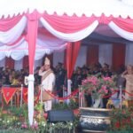 Upacara Penurunan Bendera HUT ke-81 RI di Pekanbaru Berlangsung Khidmat, Wali Kota Tekankan Semangat Gotong Royong