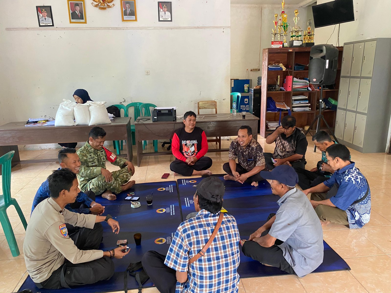 POLSEK PANGGARANGAN EDUKASI WARGA CEGAH KARHUTLA DI DESA JATAKE